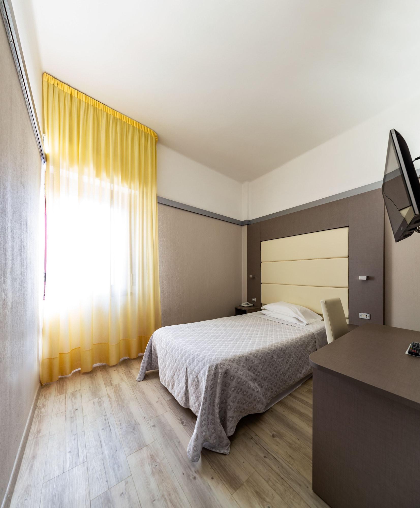 Hotel Elisabeth Due Фано Экстерьер фото