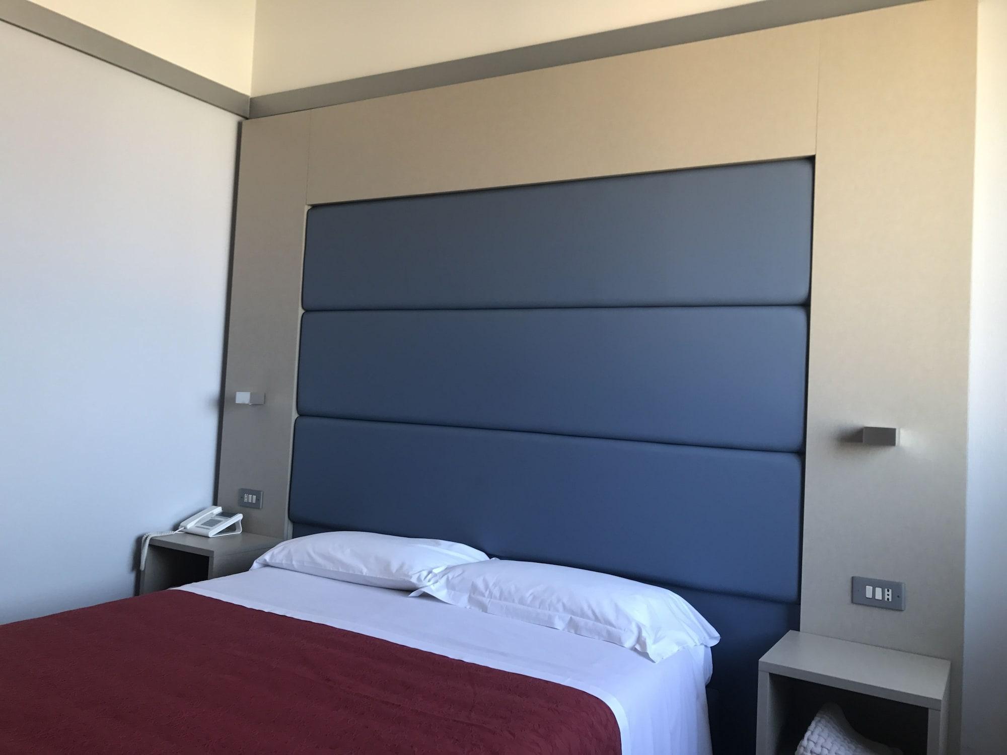 Hotel Elisabeth Due Фано Экстерьер фото