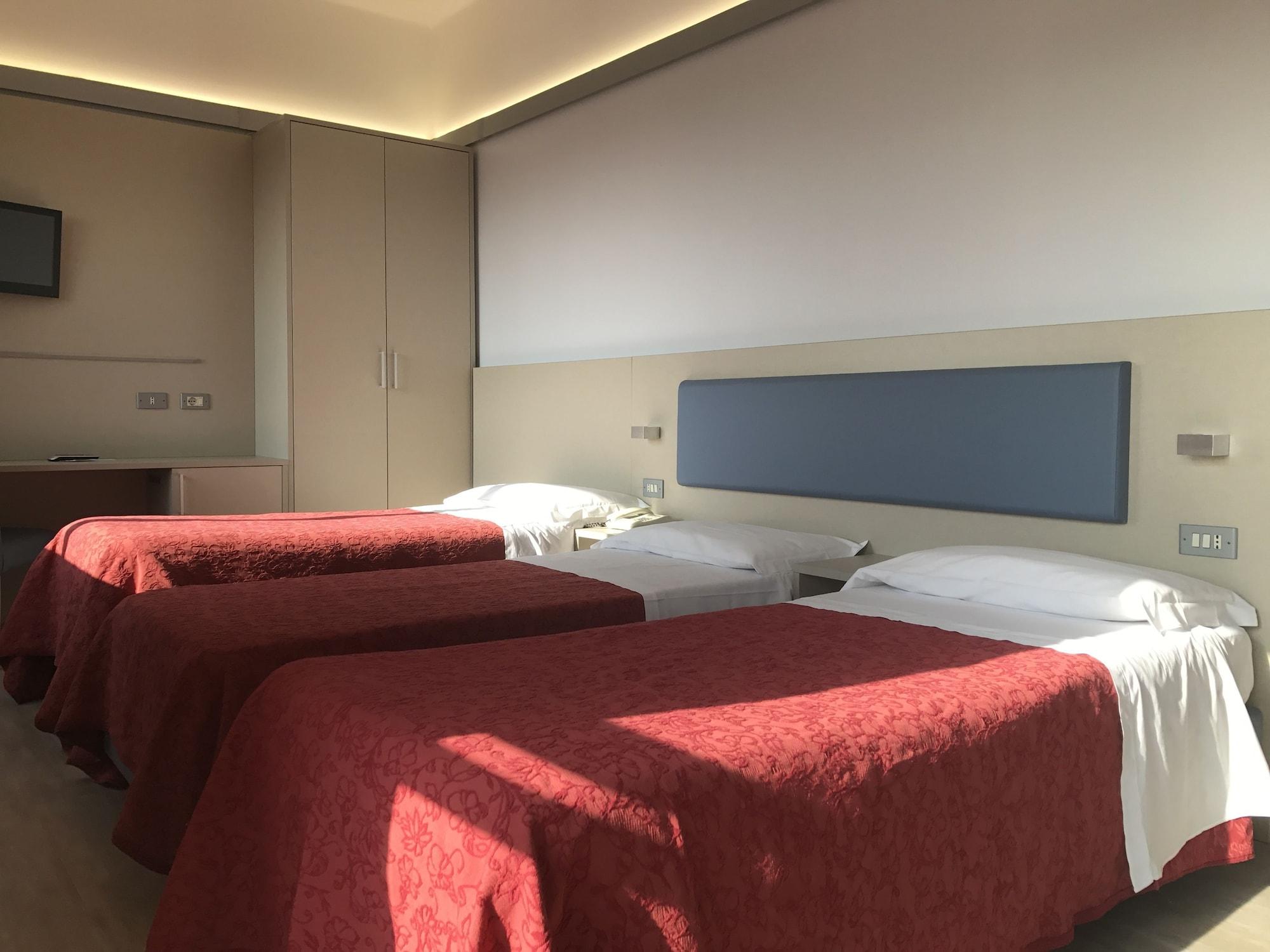 Hotel Elisabeth Due Фано Экстерьер фото