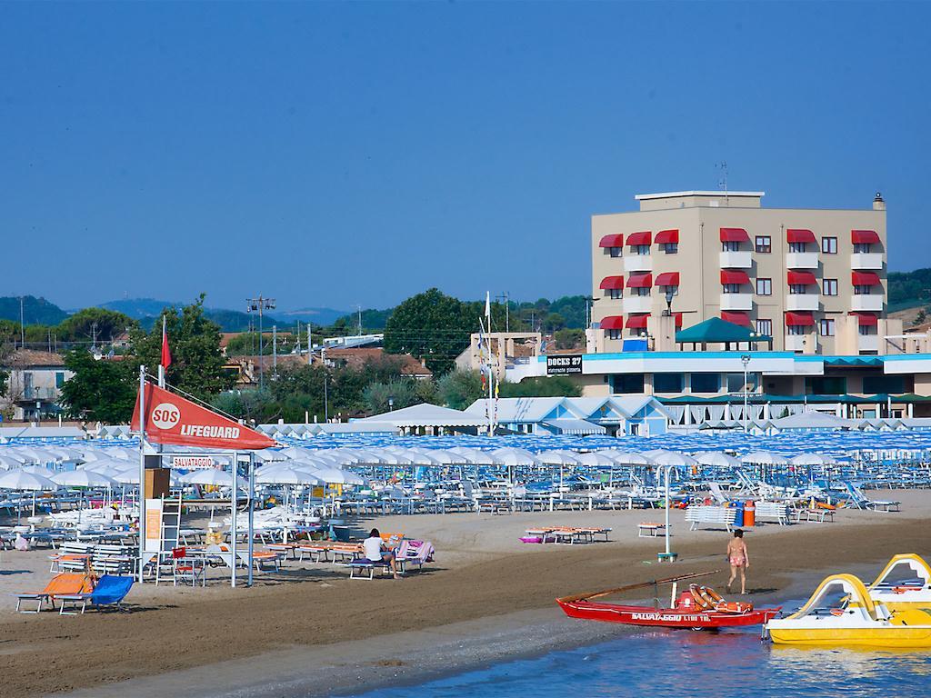 Hotel Elisabeth Due Фано Экстерьер фото